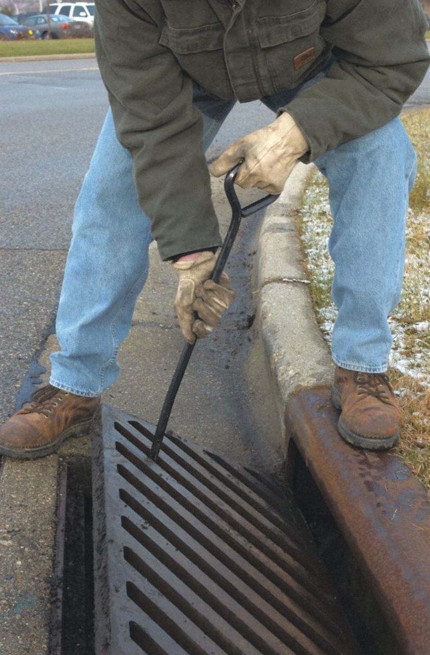 Heavy Duty Steel Grate Hook for Drain Grates