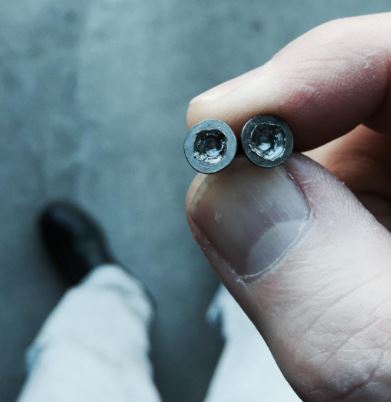 Remove Broken Bolt >> Stripped & Damaged Screw Remover Kit - Great for Drain Screws - Grab-it! Remove Broken Bolt >> Stripped & Damaged Screw Remover Kit - Great for Drain Screws - Grab-it!